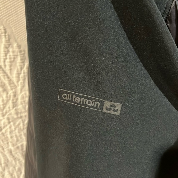 All Terrain by Tog Twenty Four Element jacket, size medium - Picture 4 of 16